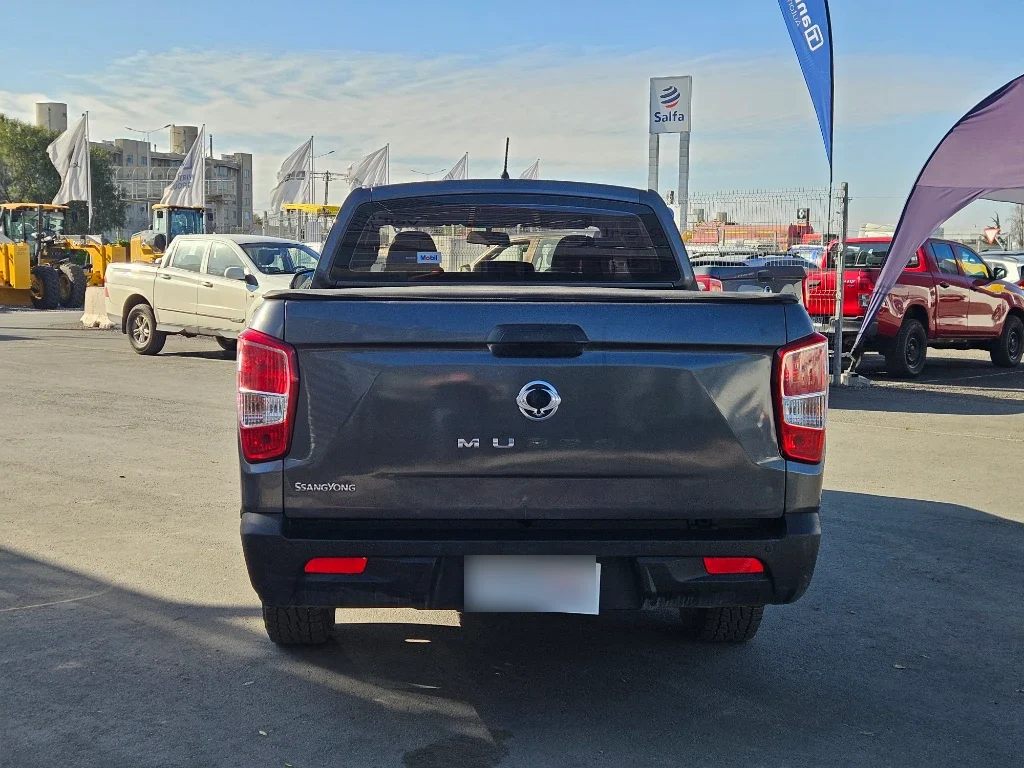 Ssangyong Grand Musso 2.2 4x2 Mt Full-Ql610 año 2023