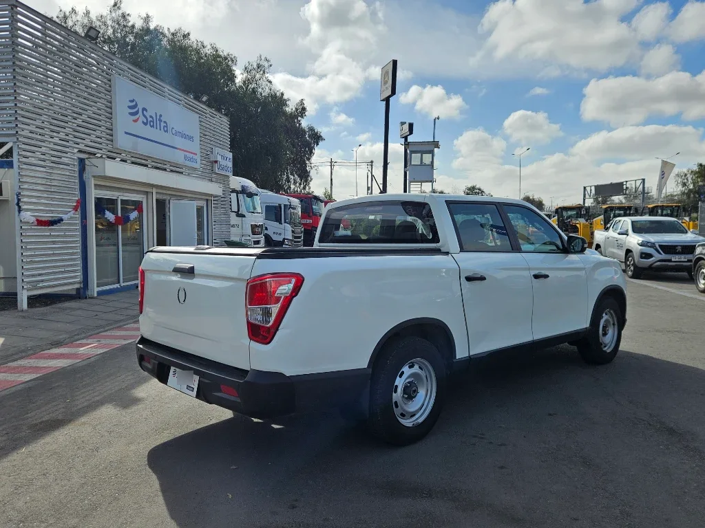 Ssangyong Grand Musso 2.2 4x2 Mt Full-Ql610 año 2023