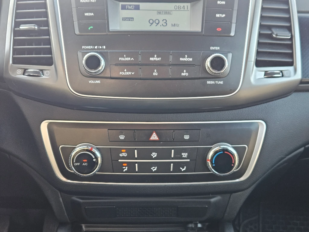 Ssangyong Grand Musso 2.2 4x2 Mt Full-Ql612 año 2023