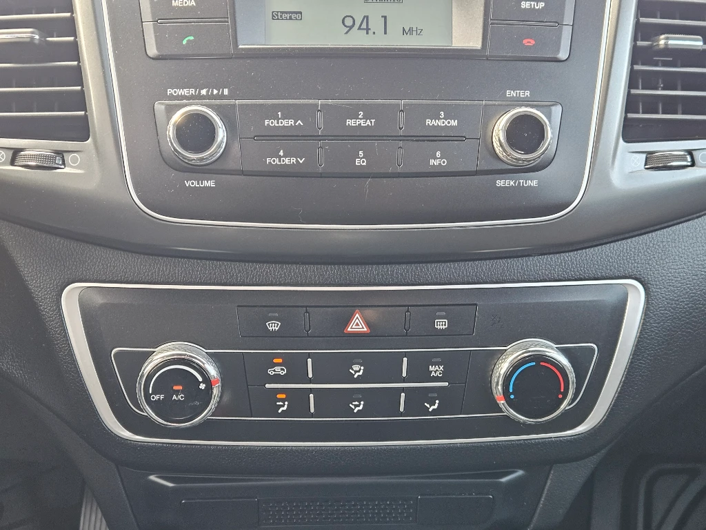 Ssangyong Grand Musso 2.2 4x2 Mt Full-Ql610 año 2023