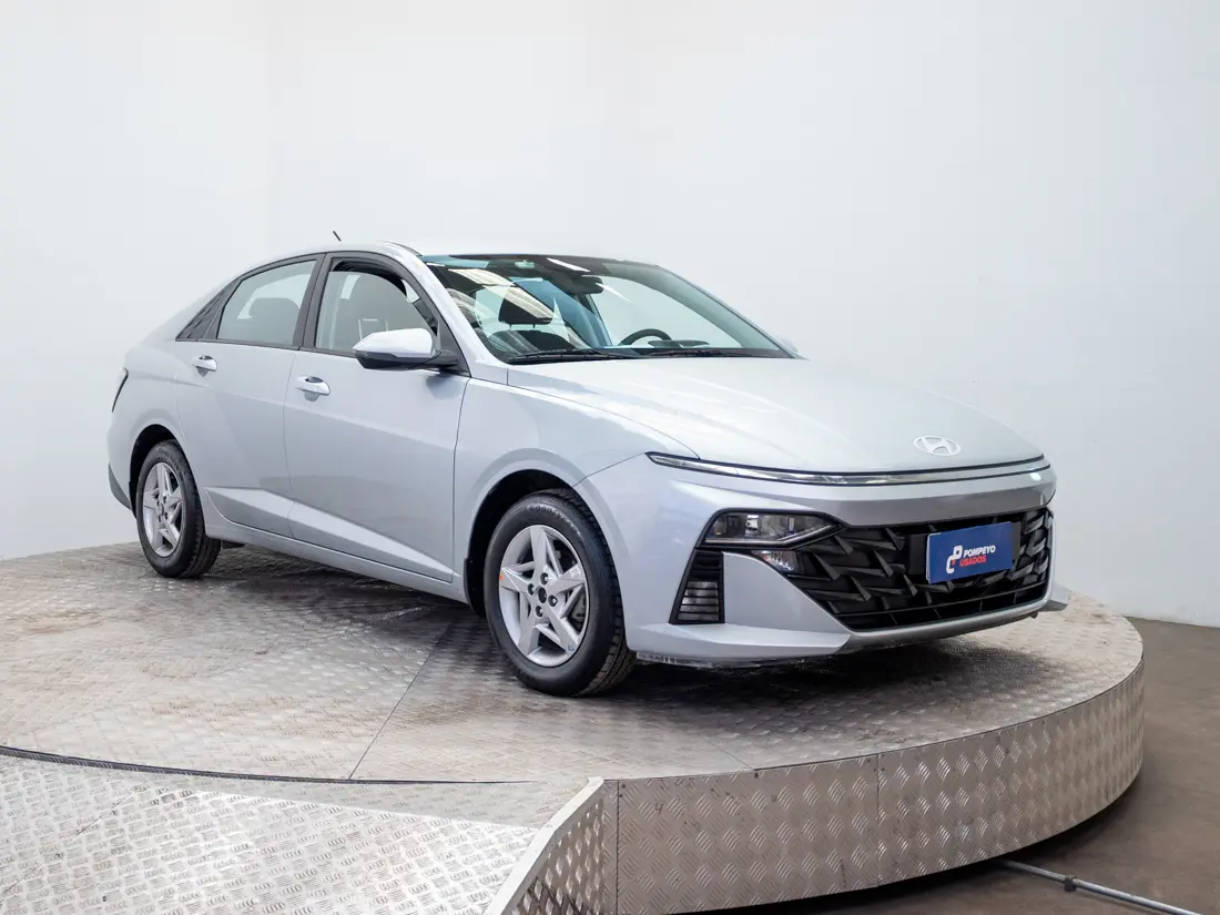 Hyundai Accent 1.5 Bn7i Plus Mt año 2025