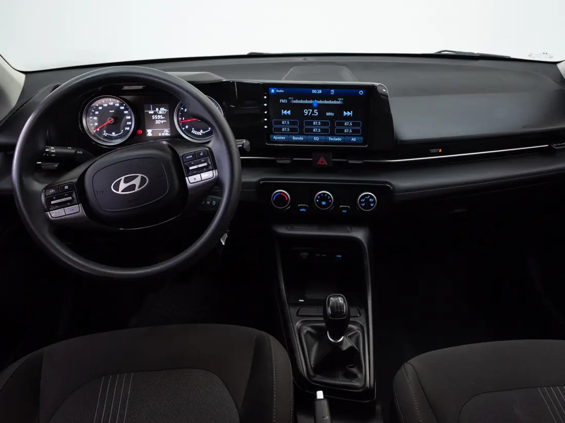 Hyundai Accent 1.5 Bn7i Plus Mt año 2025