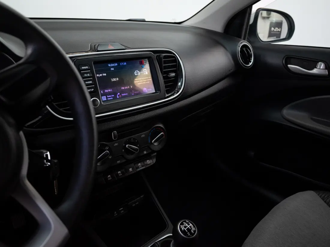 Kia Soluto Soluto Ex 1.4l 5mt Full año 2026