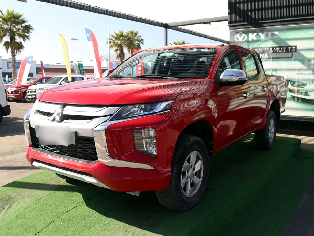 Mitsubishi L200 Dob. Cab. 4x2 Mt 4p año 2022