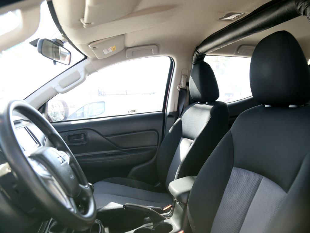 Mitsubishi L200 Dob. Cab. 4x2 Mt 4p año 2022
