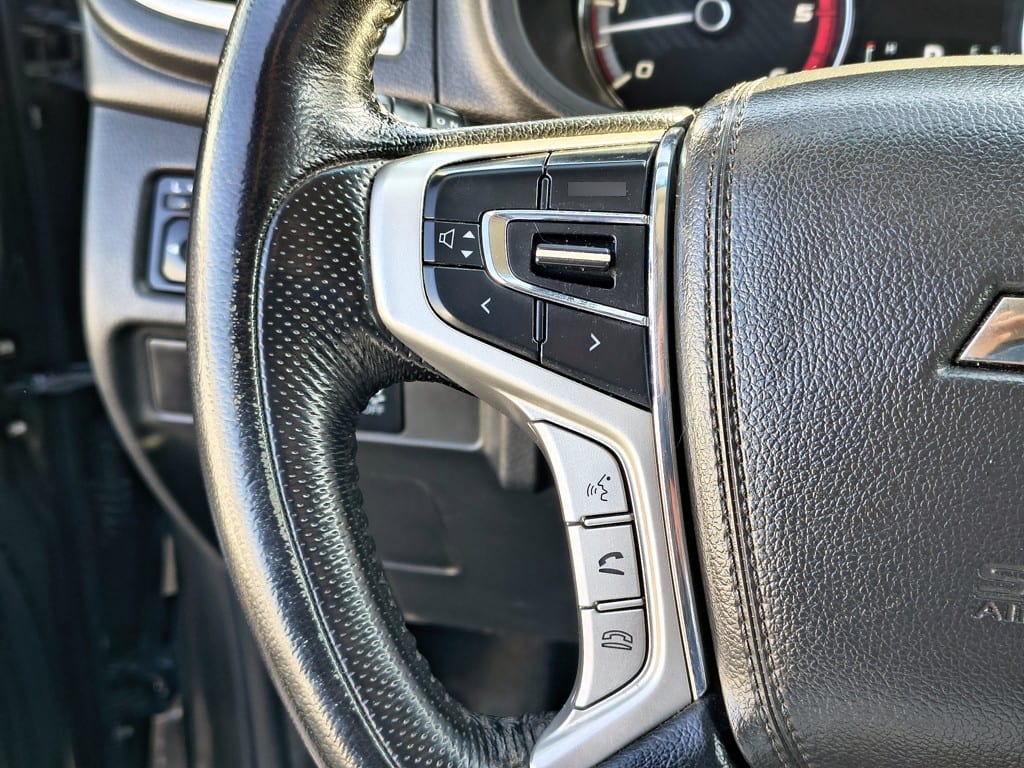 Mitsubishi L200 Dakar 2.5 Diesel 4x4 T/a año 2019