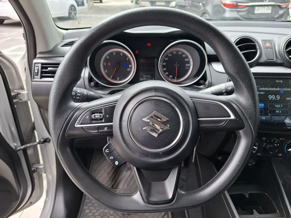 Suzuki Swift Gl 1.2 año 2025
