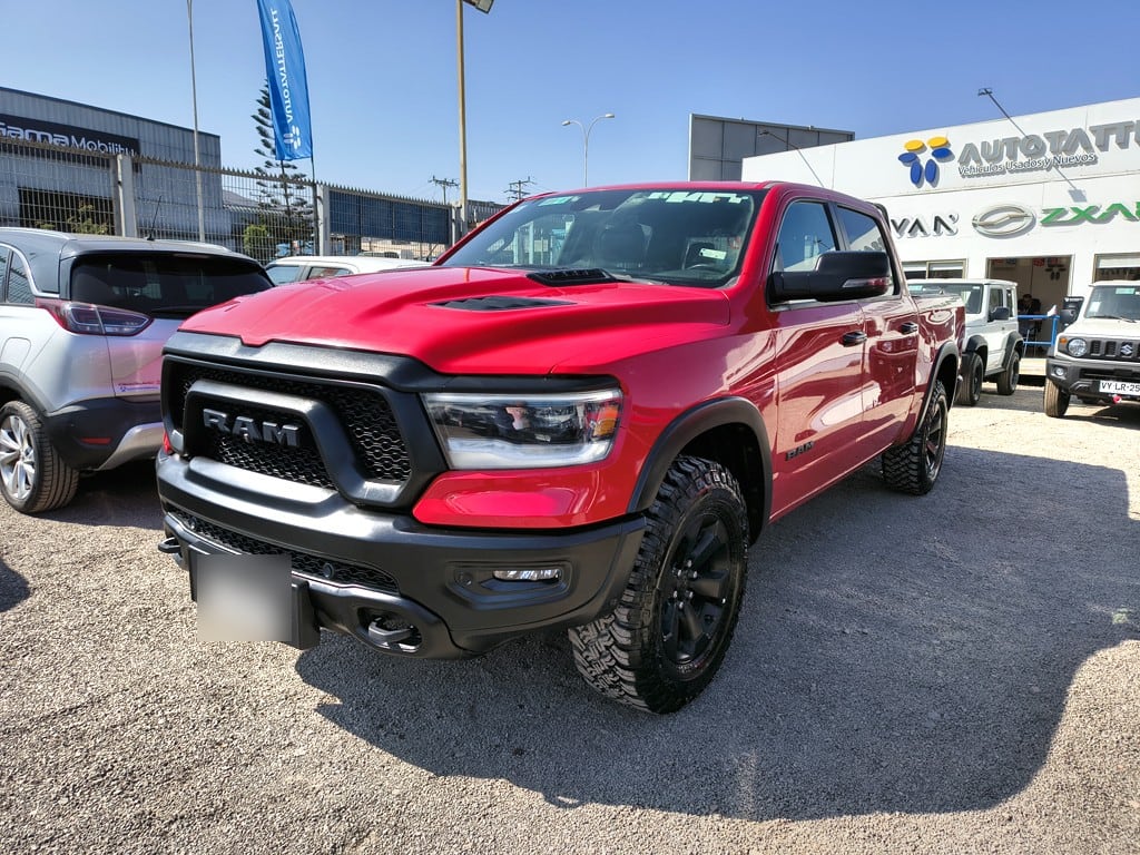 Ram 1500 5.7 Gasolina 4x4 T/a año 2024