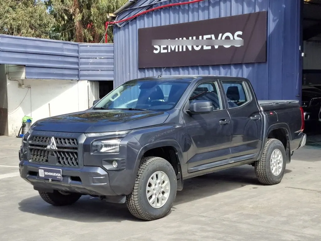 Mitsubishi L200 Katana Xrt 4x4 2.4 año 2024