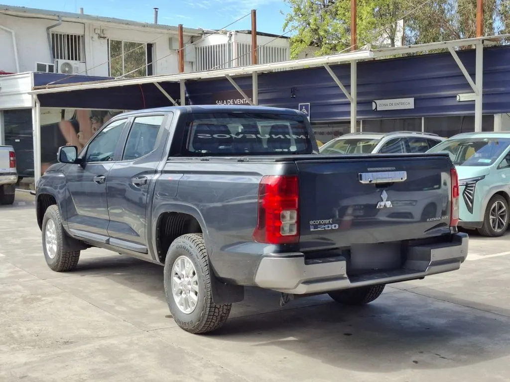 Mitsubishi L200 Katana Xrt 4x4 2.4 año 2024
