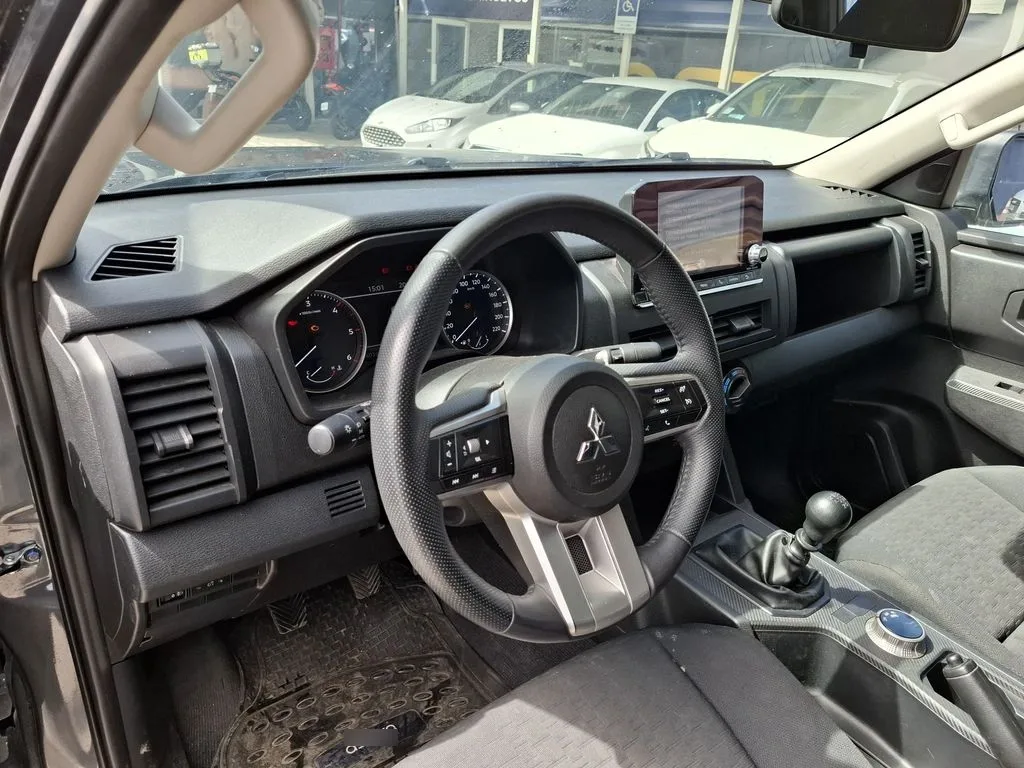 Mitsubishi L200 Katana Xrt 4x4 2.4 año 2024