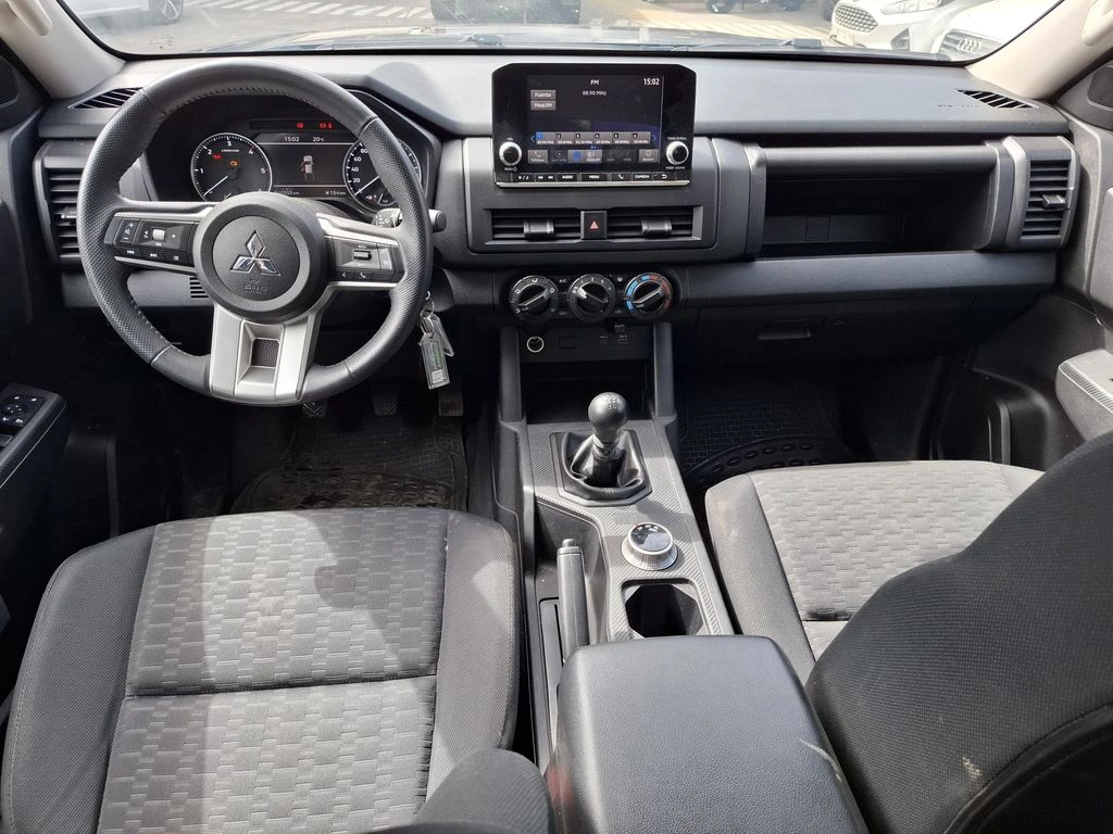 Mitsubishi L200 Katana Xrt 4x4 2.4 año 2024