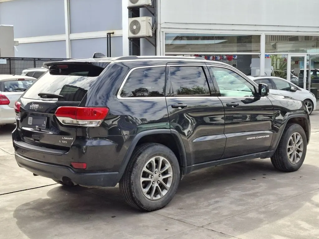 Jeep Grand Cherokee 3.6 Limited At 4x4 año 2015