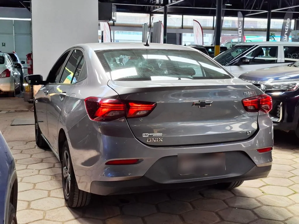 Chevrolet Onix Nb Lt 1.0t año 2022