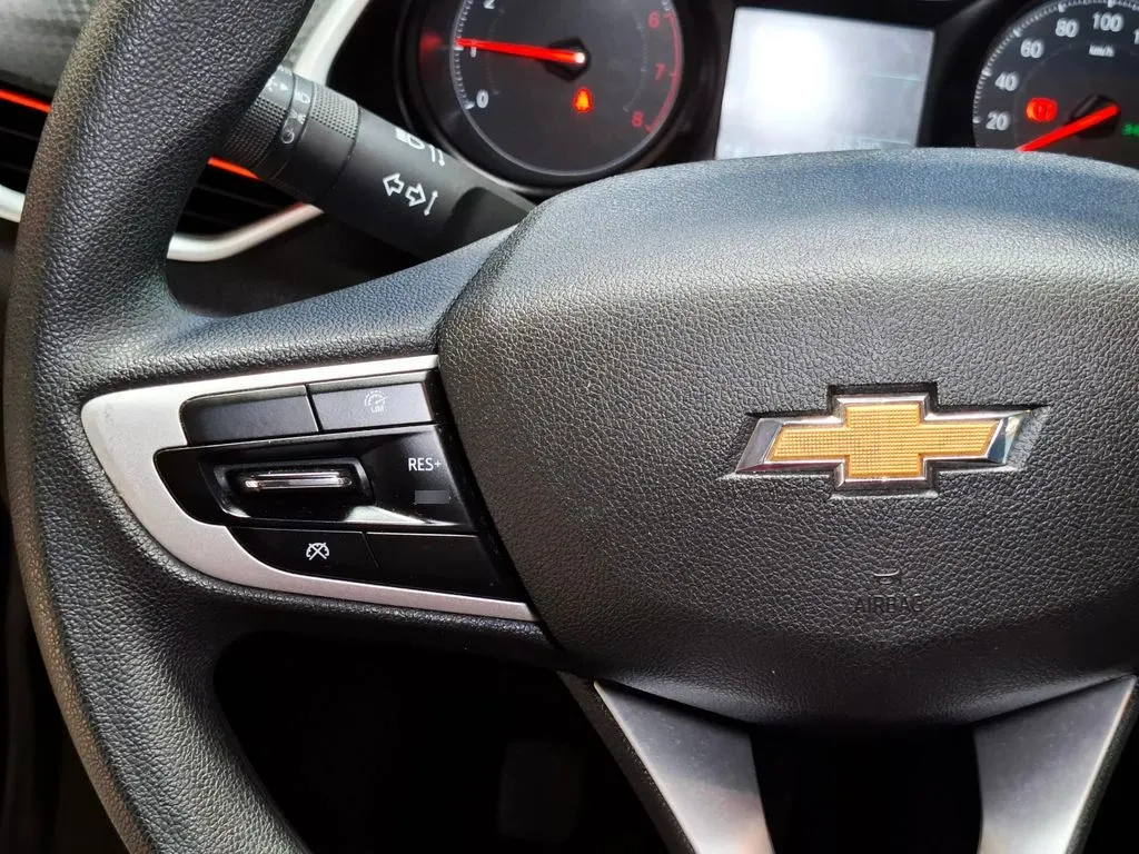 Chevrolet Onix Nb Lt 1.0t año 2022