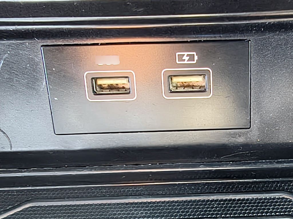 Ssangyong Musso Grand Musso 2.2 Diesel 4x2 T/m año 2022