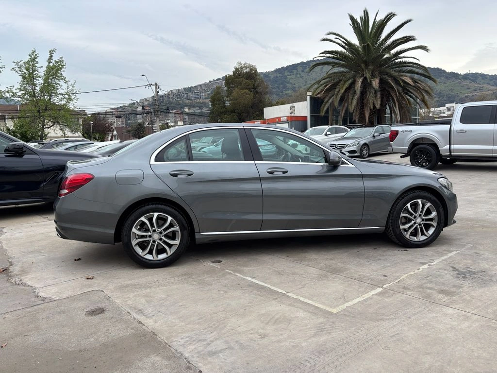 Mercedes-Benz C 180 1.6 T año 2017