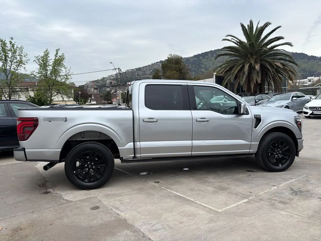 Ford F-150 Platinum 4x4 3.5 Aut año 2025