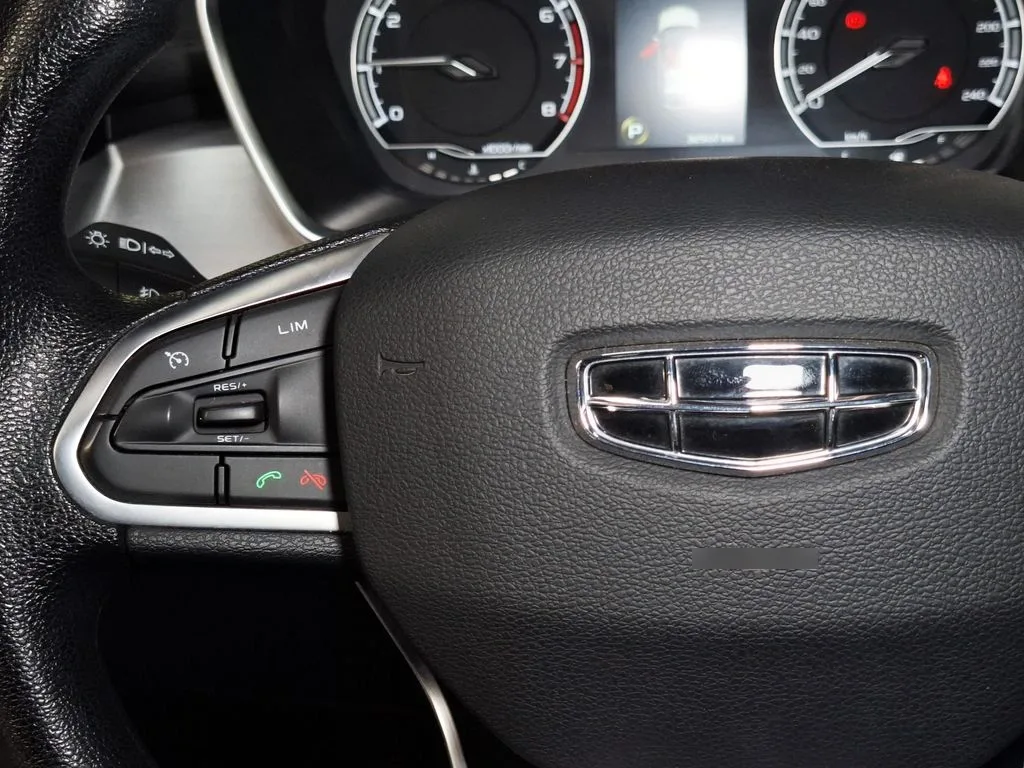 Geely Coolray 1.5 Comfort 7dct At año 2023