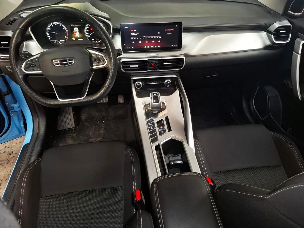 Geely Coolray 1.5 Comfort 7dct At año 2023