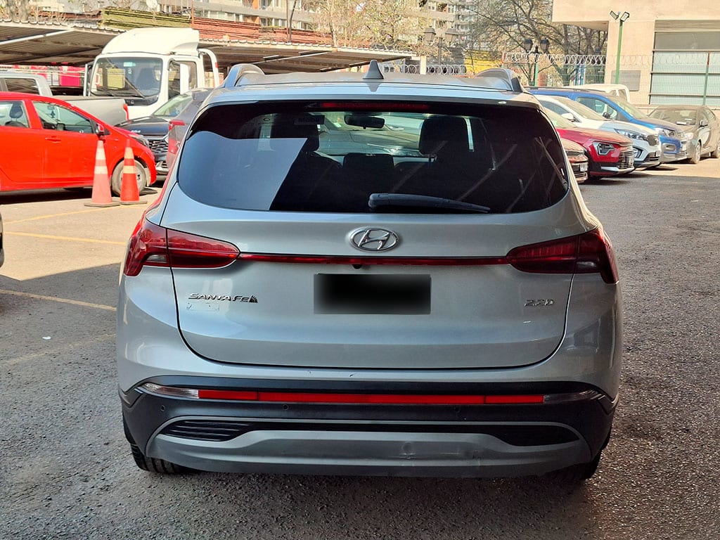 Hyundai Santa Fe 2.2 Plus Fl At Crdi año 2024