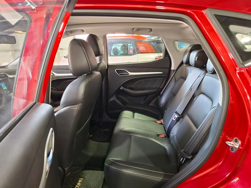 MG Zs 1.5 Com At año 2024