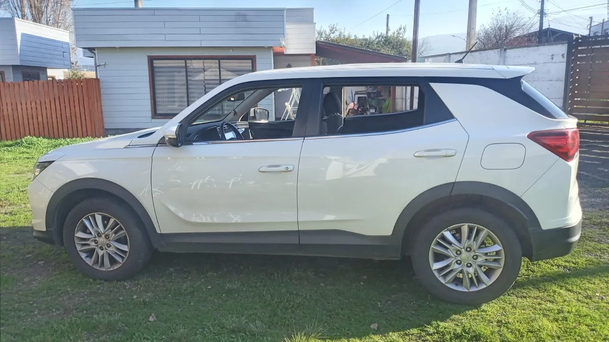 SSANGYONG KORANDO 1.5 Glx 6ab Mt año 2021