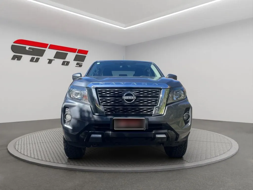 Nissan Navara Xe 4x4 2.3 Diesel Aut año 2023
