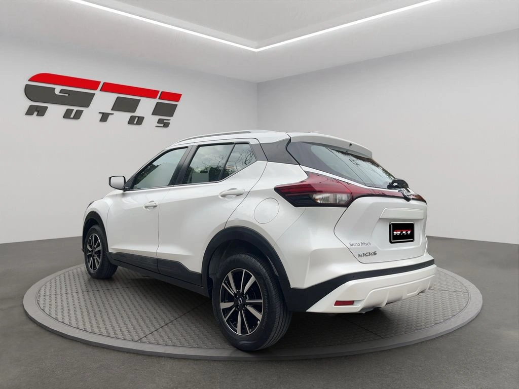 Nissan Kicks 1.6 Sense 4x2 Mt 5p año 2022