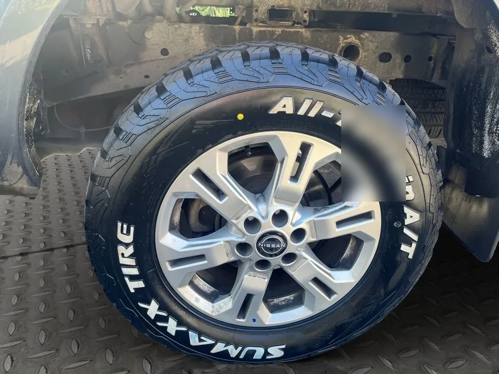 Nissan Navara Xe 4x4 2.3 Diesel Aut año 2023