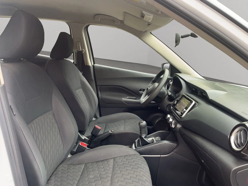 Nissan Kicks 1.6 Sense 4x2 Mt 5p año 2022