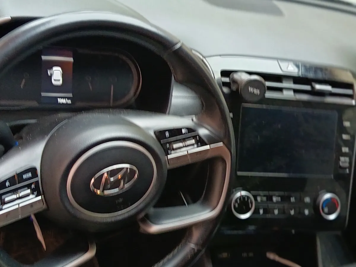 HYUNDAI TUCSON 2.0 Nx4 Plus Mt año 2023