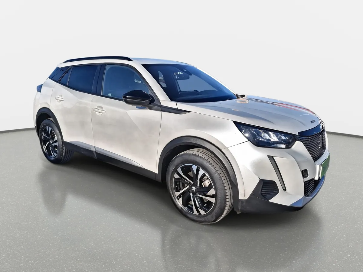 Peugeot 2008 1.5 Allure Bluehdi 130 4x2 At 5p año 2023