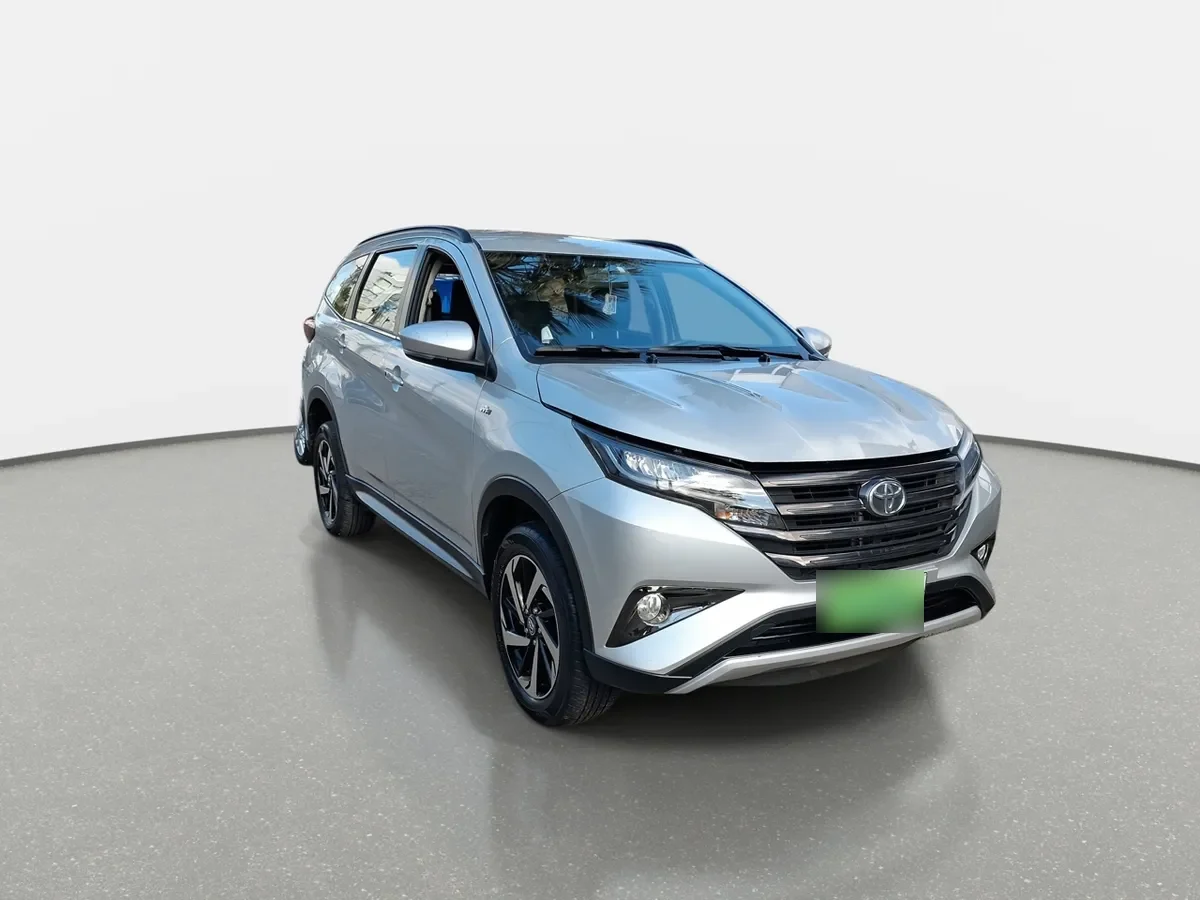 Toyota Rush 1.5 Xli 4x2 Mt 5p año 2022