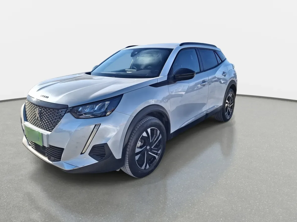 Peugeot 2008 1.5 Allure Bluehdi 130 4x2 At 5p año 2023