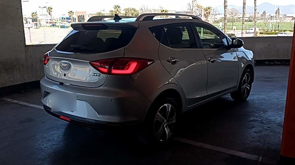 JAC Js2 1.5 Comfort 4x2 Mt 5p año 2022