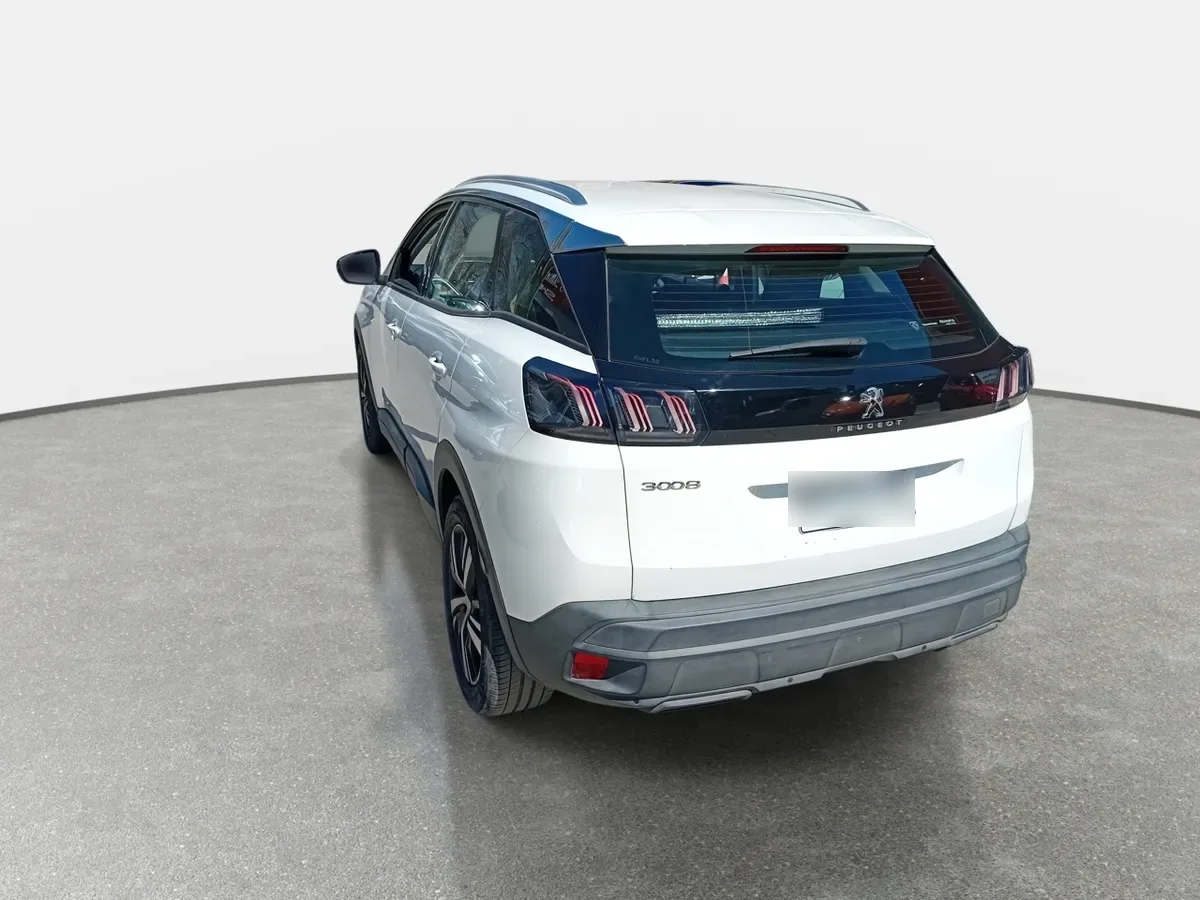 Peugeot 3008 1.5 Active Pack Bluehdi 4x2 130 Mt6 5p año 2022