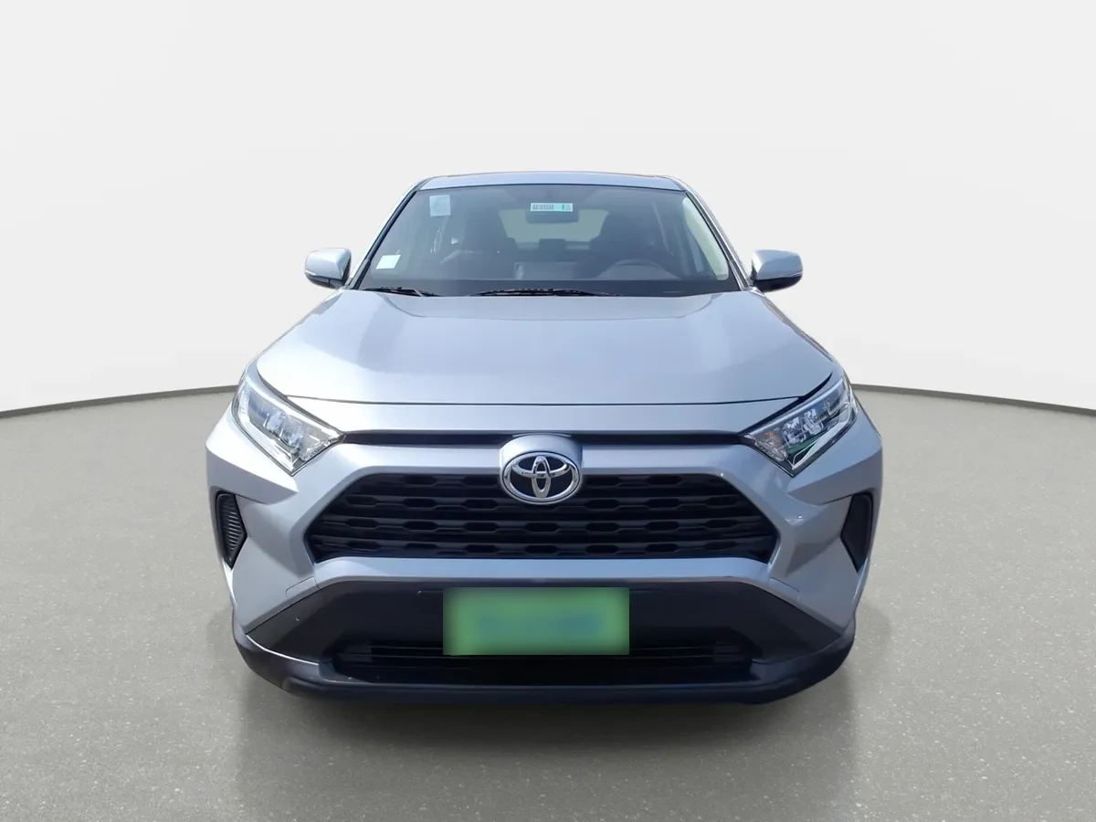 Toyota Rav 4 2.0 Le 4x2 Mt 5p año 2022