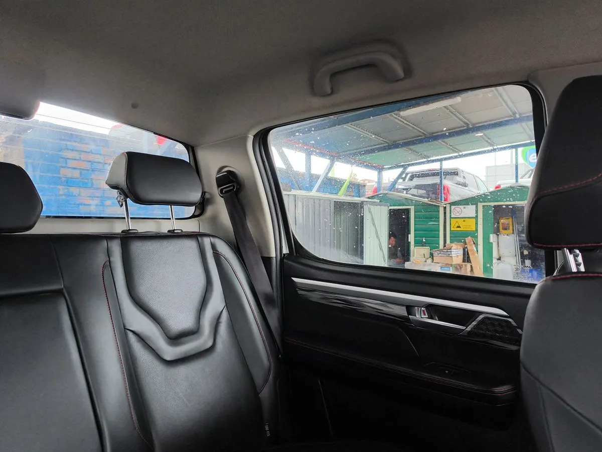 JAC T8 2.0 Luxury 4x4 Diesel Mt 4p año 2023