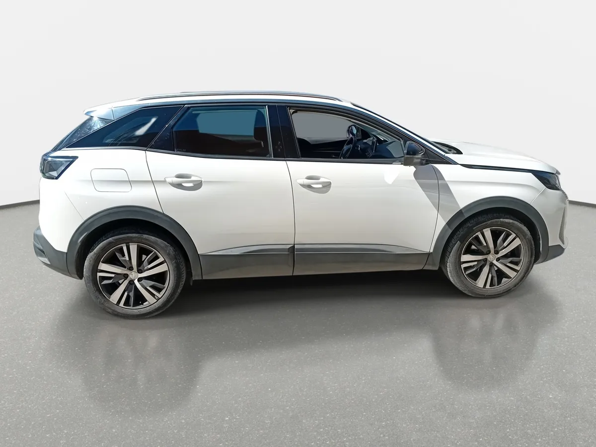 Peugeot 3008 1.5 Active Pack Bluehdi 4x2 130 Mt6 5p año 2022