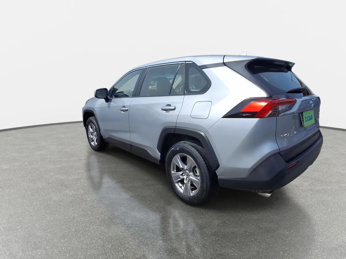 Toyota Rav 4 2.0 Le 4x2 Mt 5p año 2022