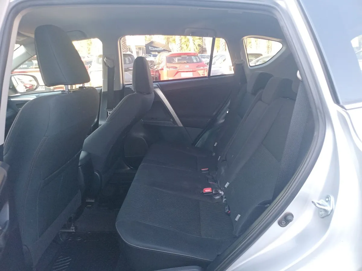 Toyota Rav 4 2.5 Super Lujo 4x2 At 5p año 2016
