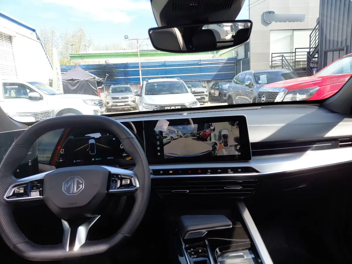 MG One 1.5t Dlx 4x2 Cvt At 5p año 2023