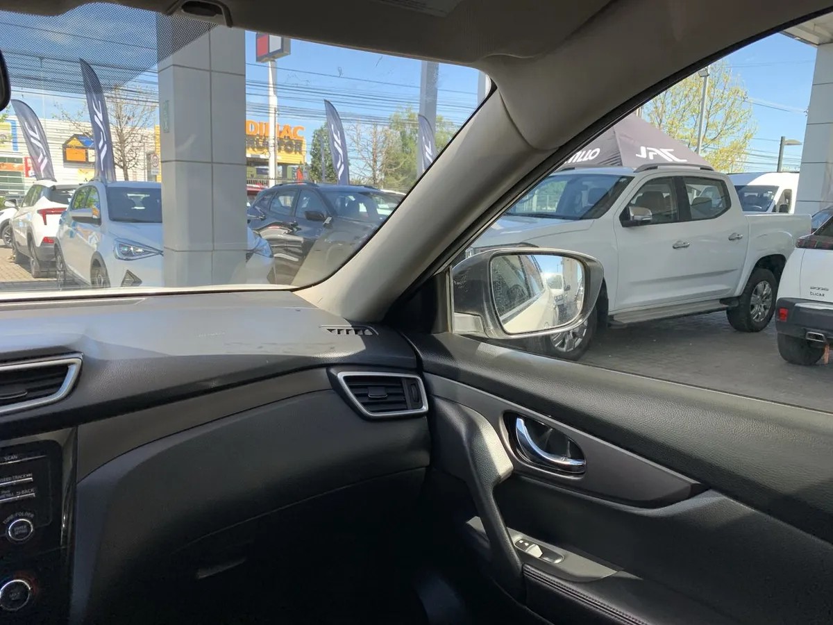 Nissan X-Trail 2.5 Sense 4x2 3f Cvt At 5p año 2017