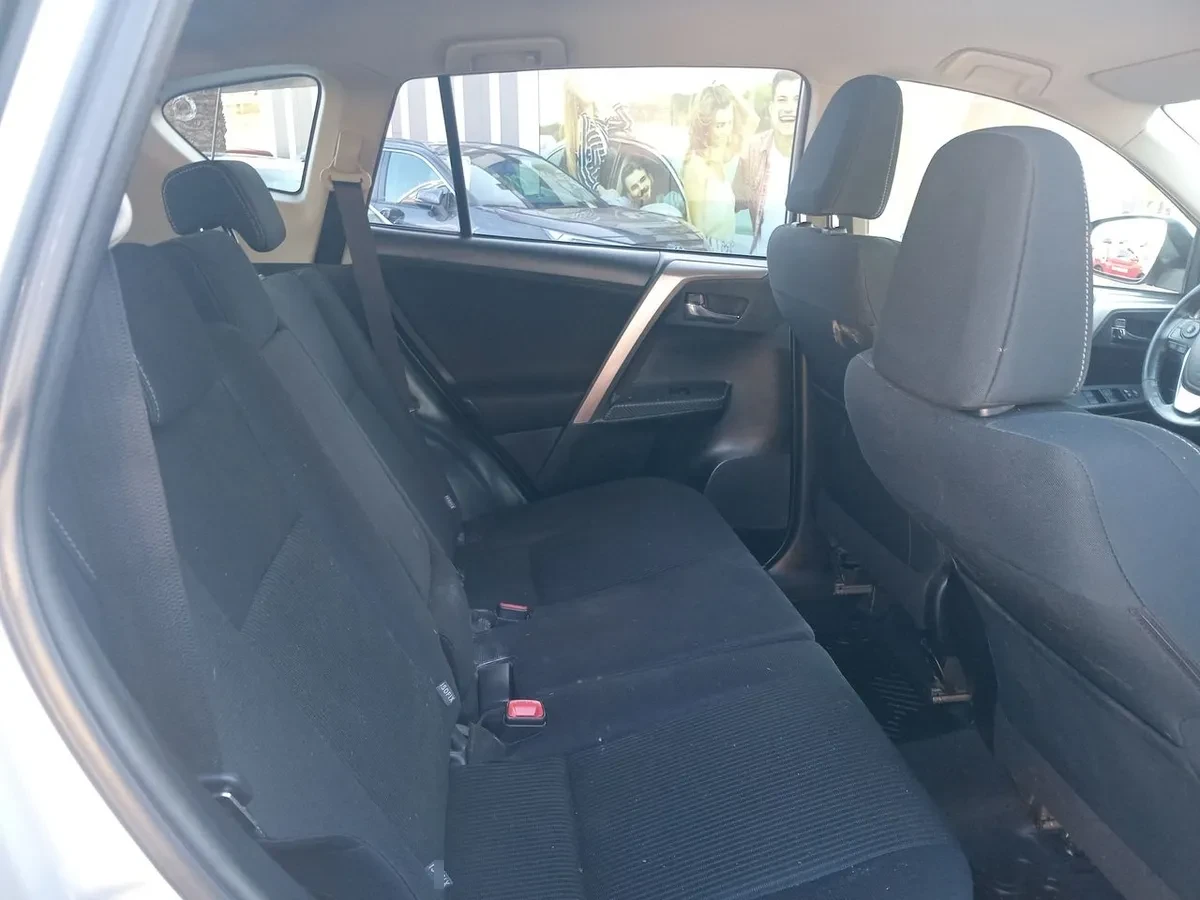 Toyota Rav 4 2.5 Super Lujo 4x2 At 5p año 2016