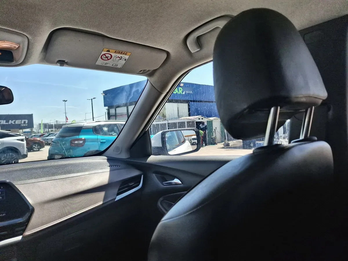 Chevrolet Montana 1.2t Ltz S 4x2 At 4p año 2024