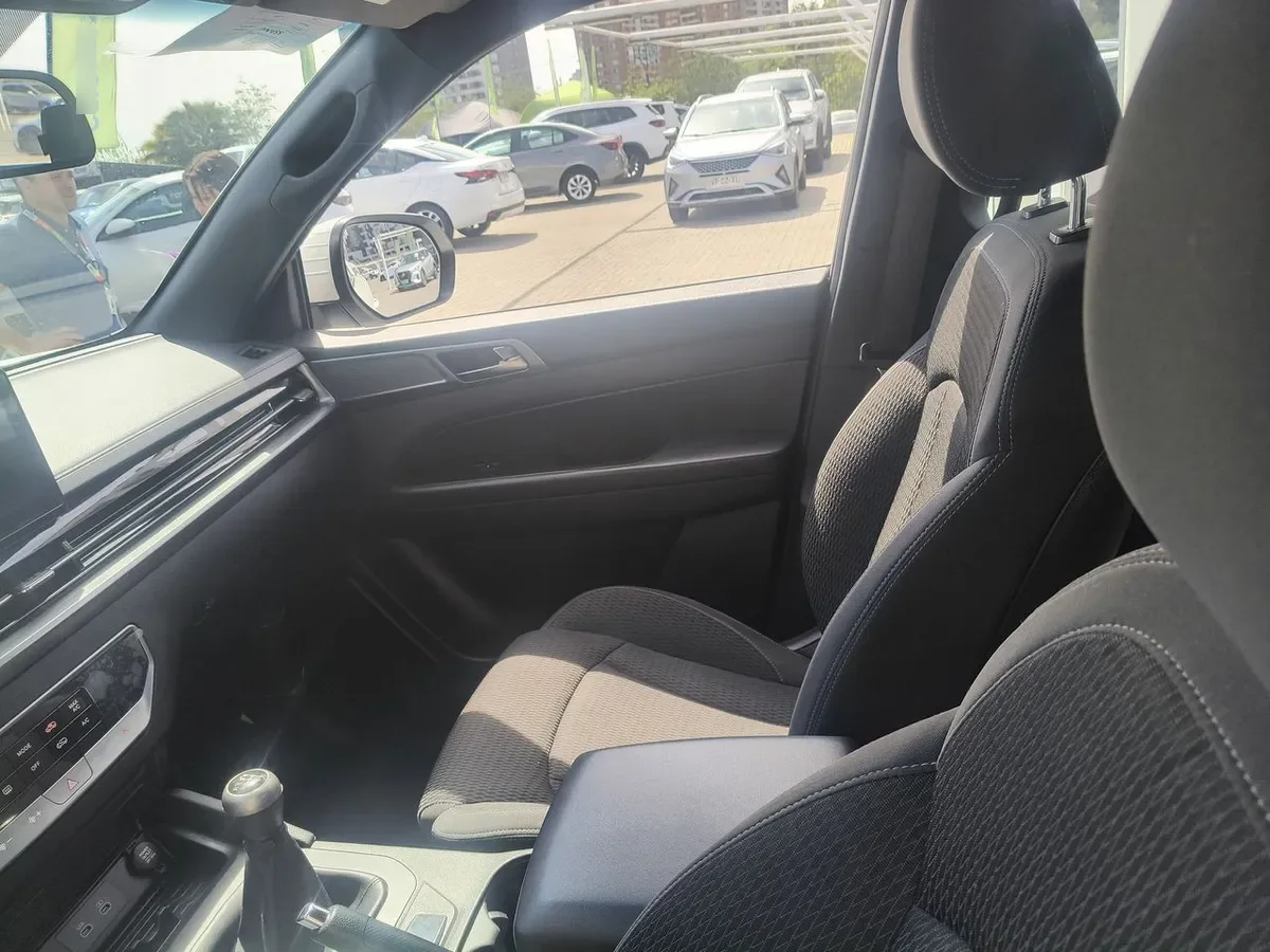 Ssangyong Musso 2.2 Td Grand Glx Diesel 2wd Nueva Radio Mt6 4p año 2025