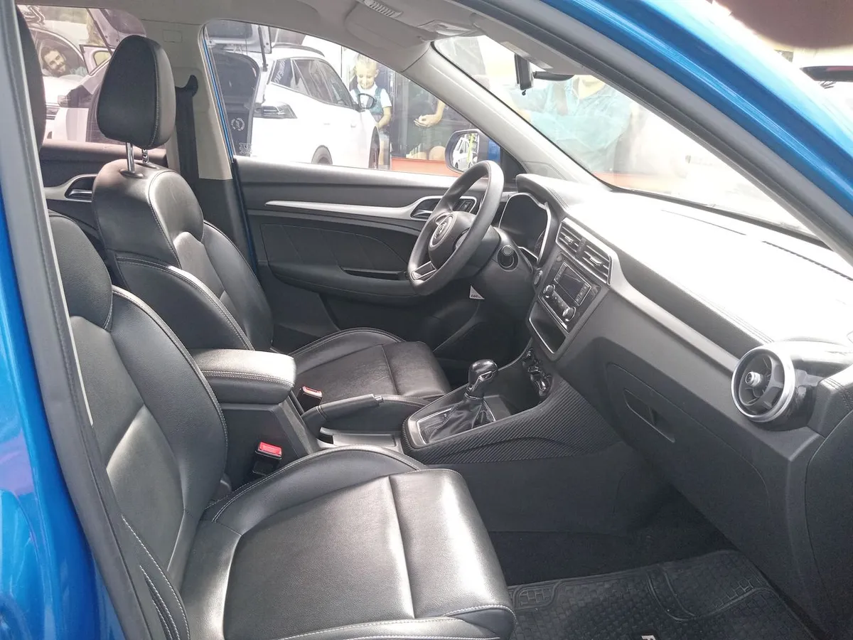 MG Mg Zs 1.5 Std 4x2 At 5p año 2021