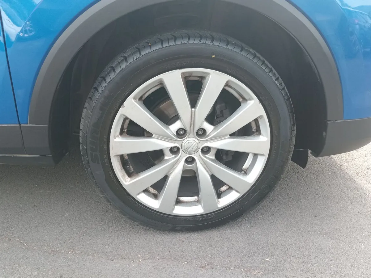 MG Mg Zs 1.5 Std 4x2 At 5p año 2021