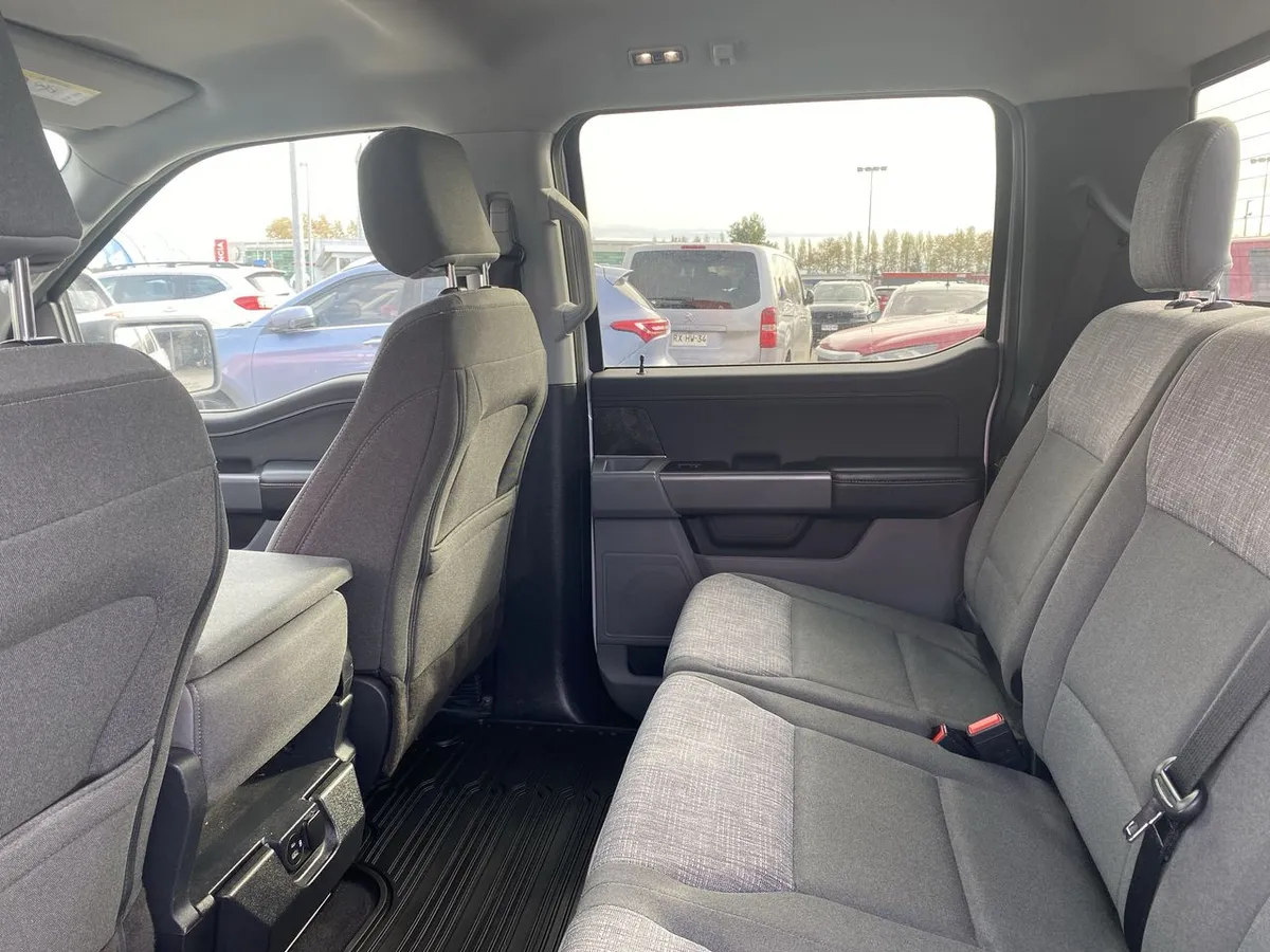 Ford F-150 5.0 Xlt Cc Dob. Cab. 4x4 At 4p año 2024